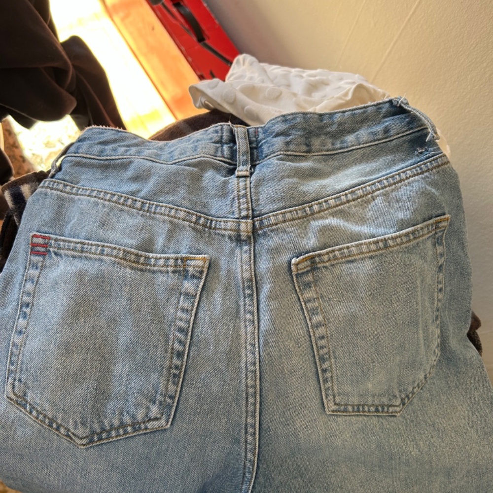 Jeans - Picture 4 of 5